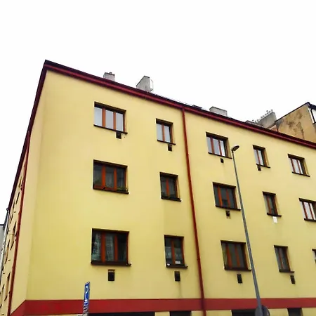 Apartman Ukrajinska 12 *